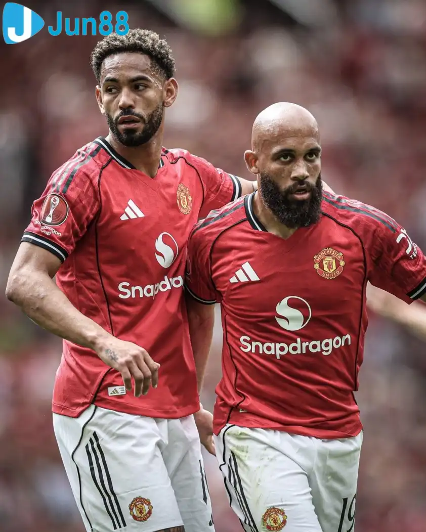 Các tân binh Cunha, Mbeumo của MU cần thể hiện tốt để gỡ gạc lại hình ảnh sau trận đấu thất vọng trước đó. Các tân binh Cunha, Mbeumo của MU cần thể hiện tốt để gỡ gạc lại hình ảnh sau trận đấu thất vọng trước đó.